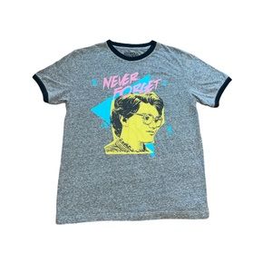 👽Stranger Things Never Forget Barb Graphic Tee